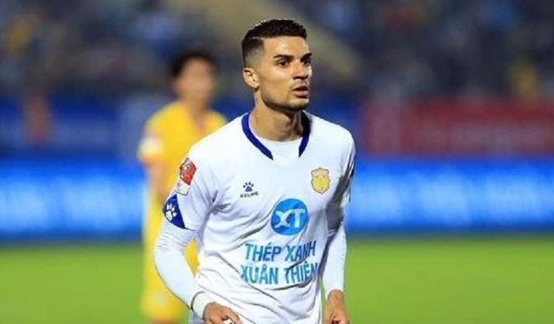 hendrio-araujo-doi-dien-tuong-lai-mo-mit-khi-bi-nam-dinh-thanh-ly-co-hoi-len-tuyen-viet-nam-gan-nhu-khep-lai