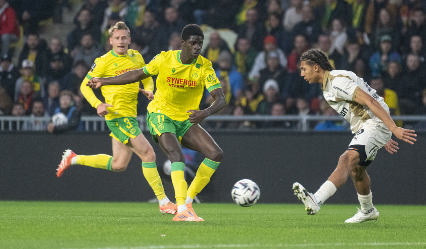 FC Nantes vs RC Lens (23:00 – 06/12) | Xem lại trận đấu