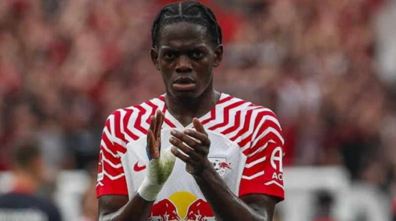 Chelsea vượt lên trong cuộc đua giành Lukeba, bỏ xa Liverpool và Man United