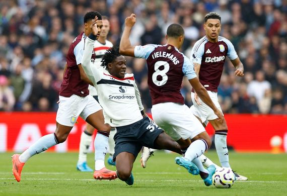 Nhận định soi kèo Aston Villa vs Manchester United lúc 23h30 ngày 21/12/2025